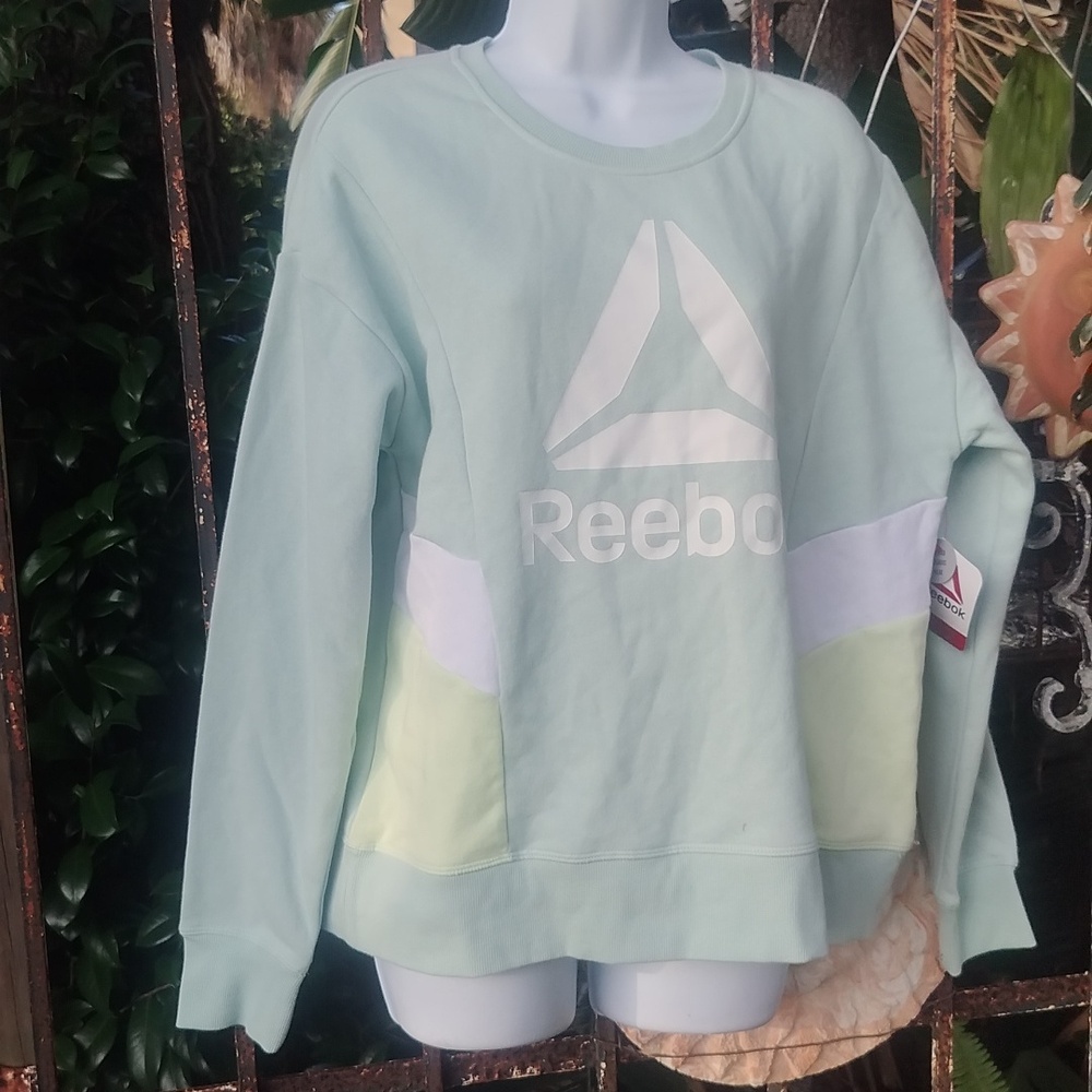 Reebok Women's Reebok Pullover Sweatshirt Relaxed Fit Green Crew Neck Sweater L